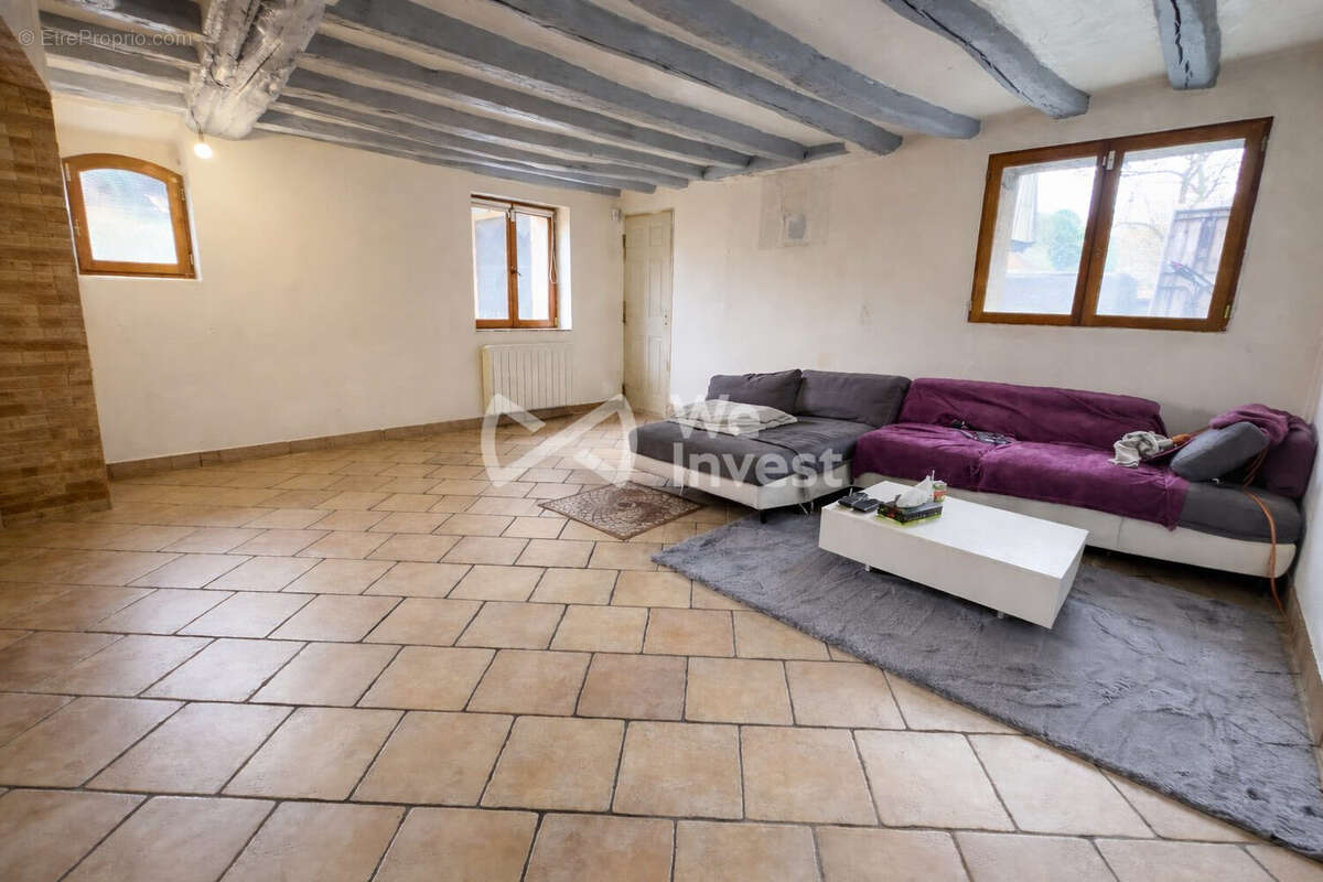 Maison à CROUY-SUR-OURCQ