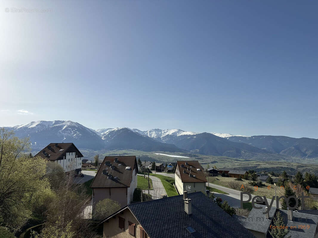 Appartement à FONT-ROMEU-ODEILLO-VIA