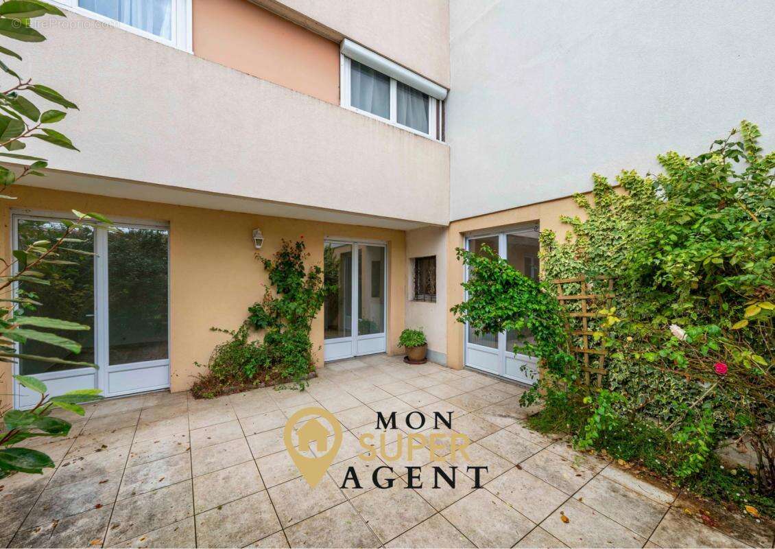 Appartement T2 de 57m2 avec Jardin/Terrasse Privatif de 27m2 - photo 4
