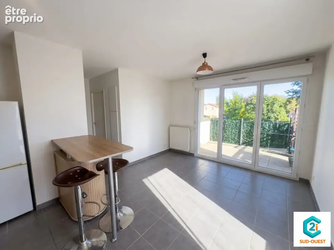 Appartement à FROUZINS