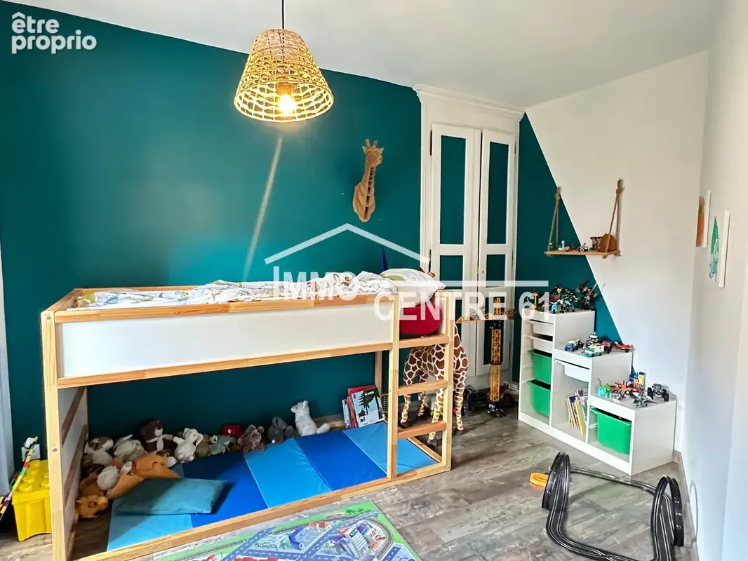 Charmante maison de 6 chambres sur 314m2 de terrain - photo 8