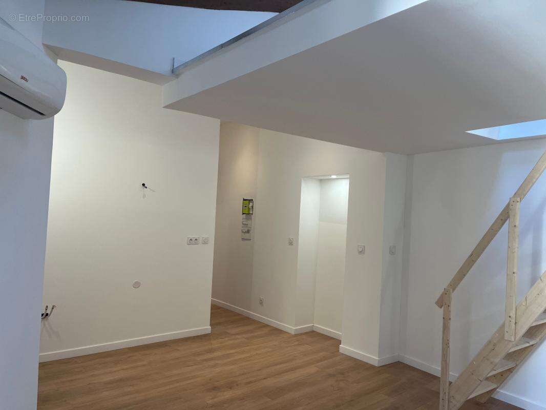 Appartement à VENCE