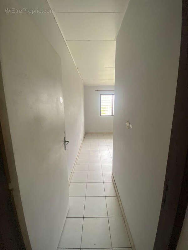 Maison à REMIRE-MONTJOLY