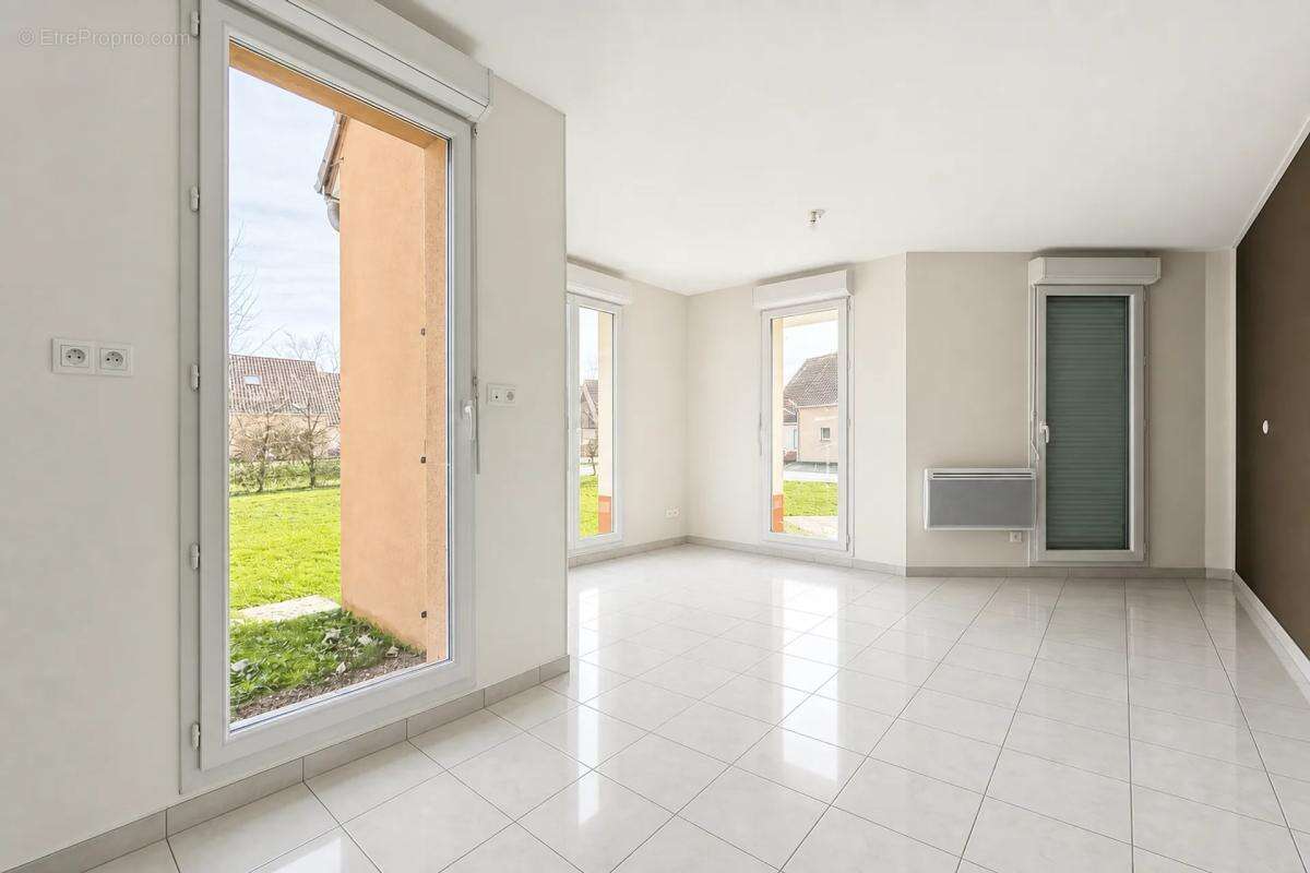 Appartement à DIGOIN