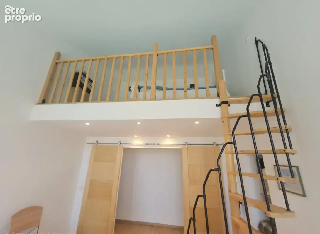 BASTIDE  Rénovée - 190 m²  4 Chambres - terrain clos et arboré de 600 m² avec belle Piscine - photo 11