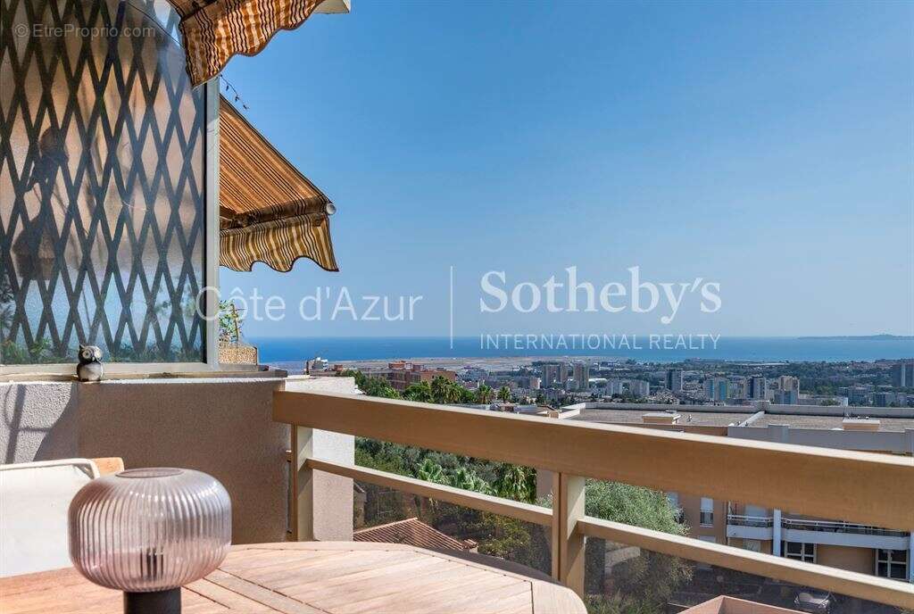 Nice Ouest, appartement avec vue mer, terrasse, piscine et garage dans une résidence de standing - photo 4