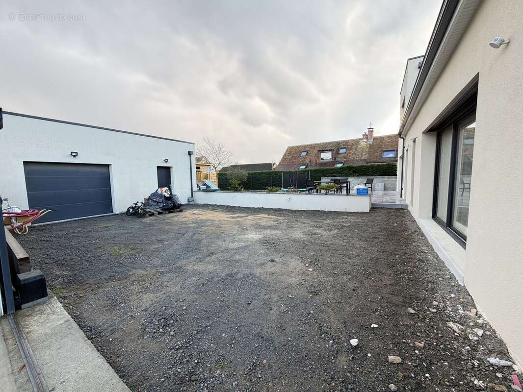 Maison à BRETTE-LES-PINS