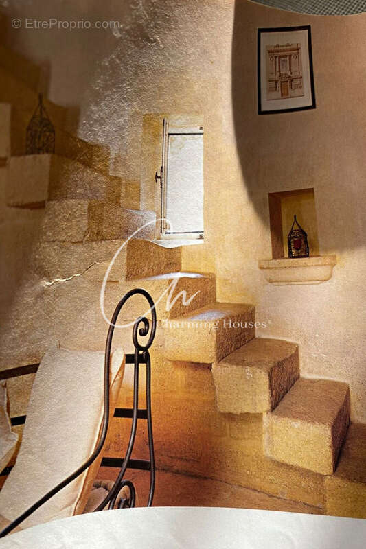 Maison à VERGEZE