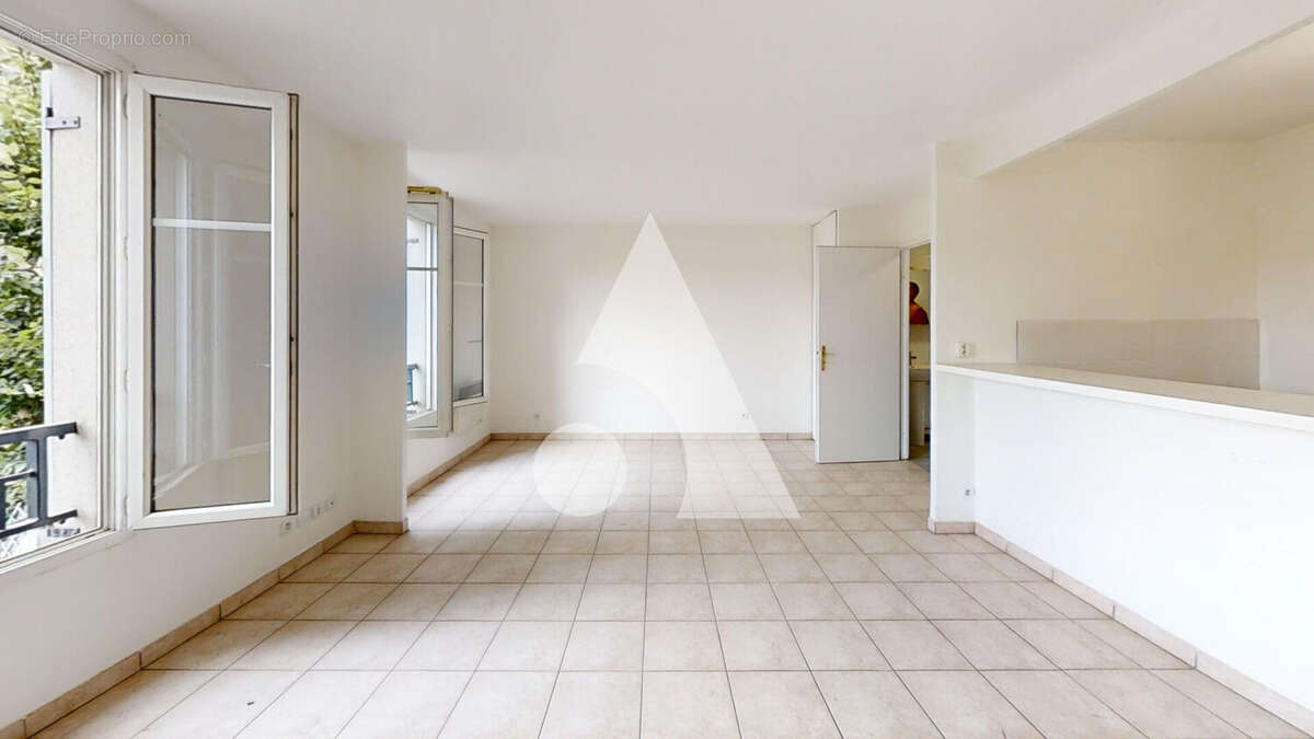 Un pied à terre évident à Saint-Gratien - 1 pièce(s) 32.63 m2 - photo 2