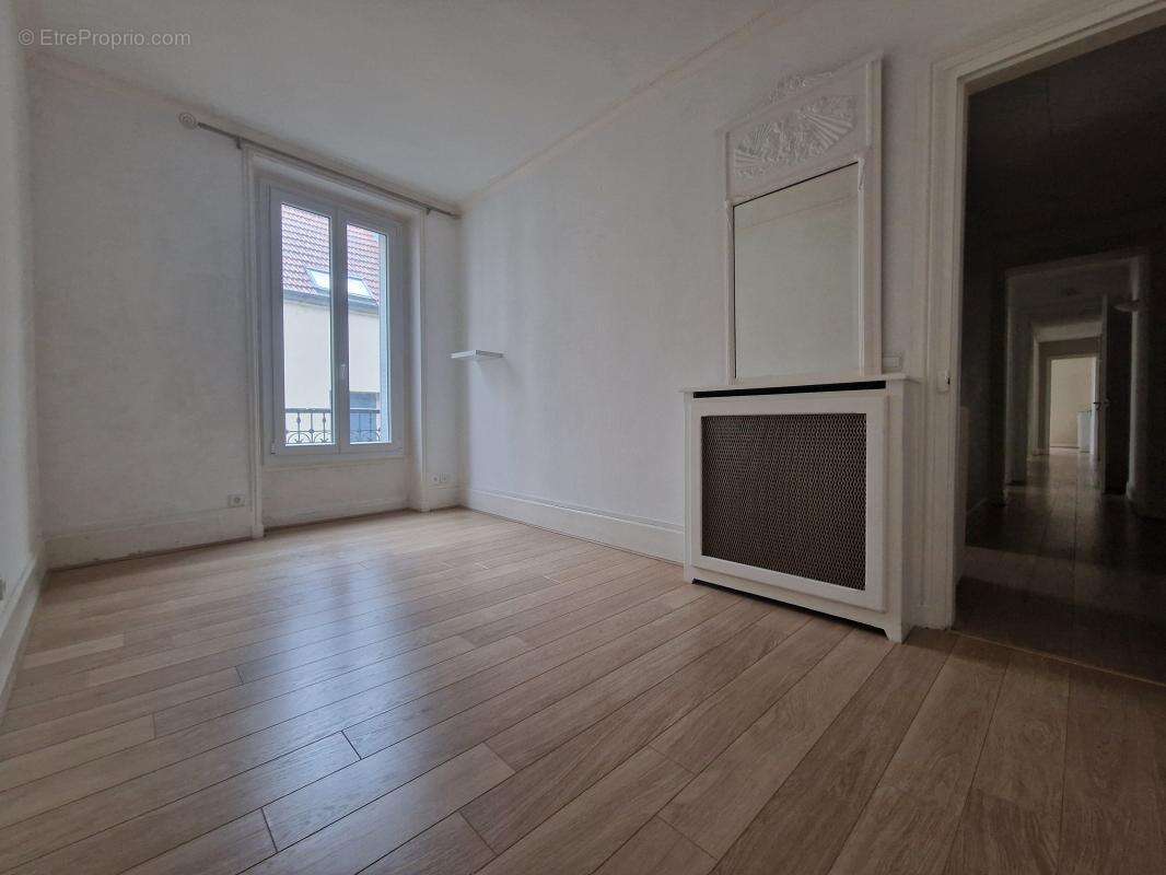 Appartement à LAGNY-SUR-MARNE