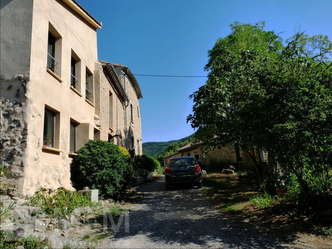 Autre à SAINT-HILAIRE