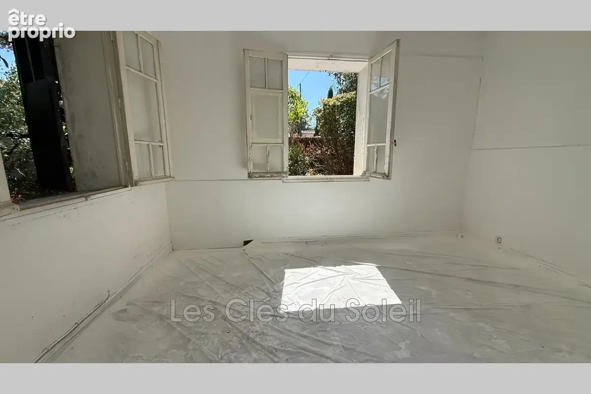 Maison 77 m² à Gareoult  - photo 8