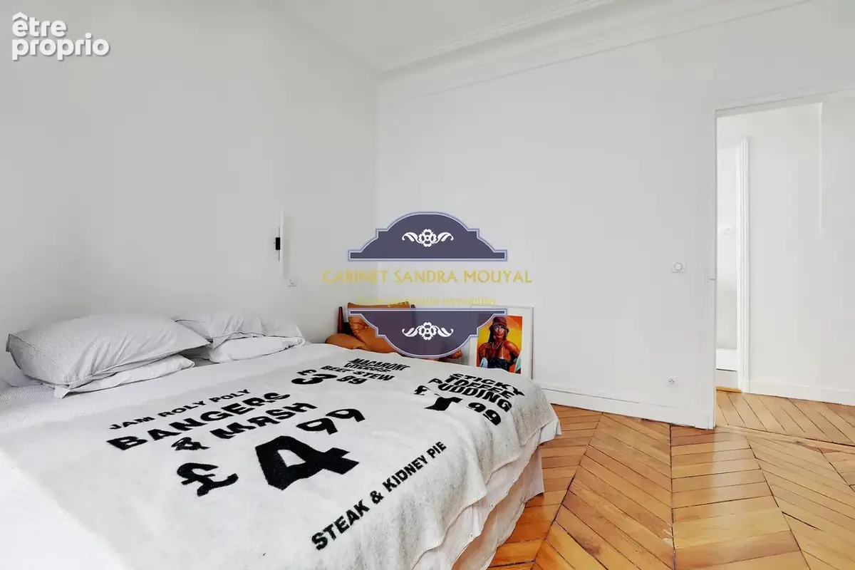 Paris IXème. Blanche.  Appartement- 2 chambres 71m²- 890 000 euros - photo 8