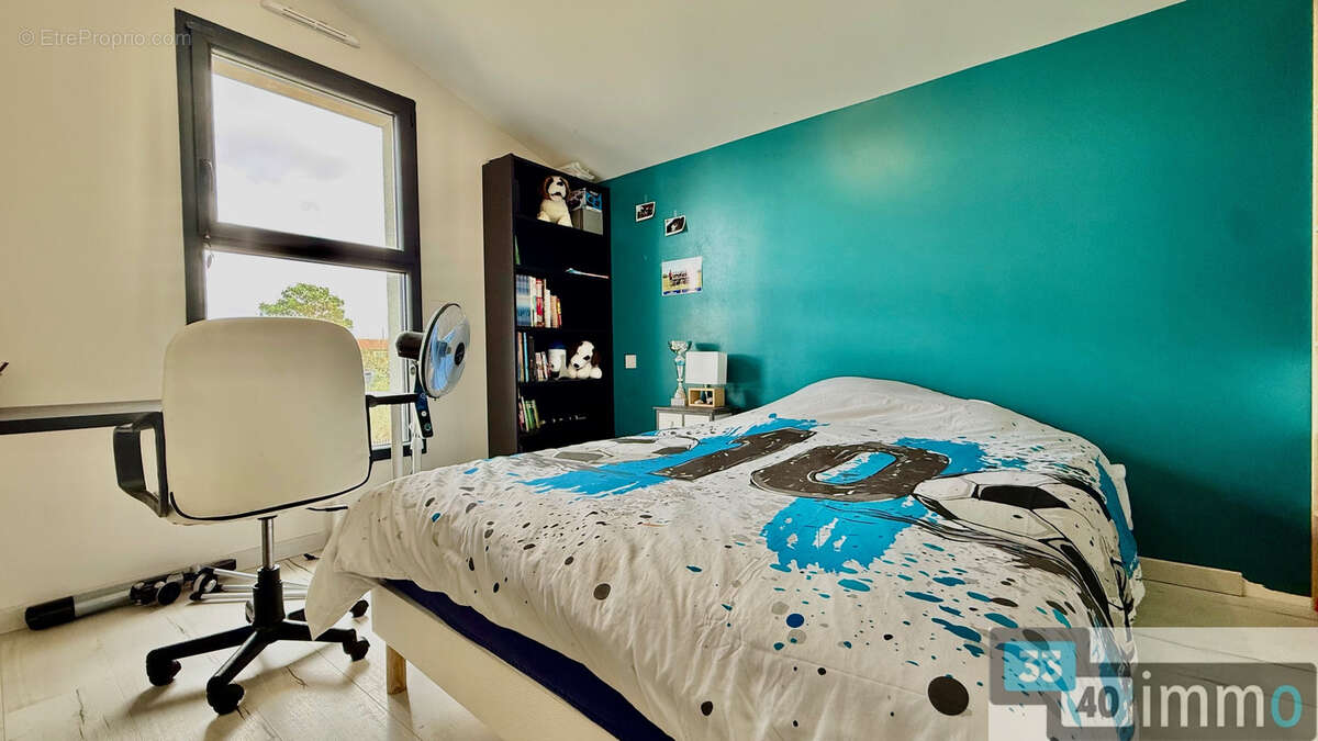 Maison contemporaine de 174 m2 - 6 chambres - photo 13