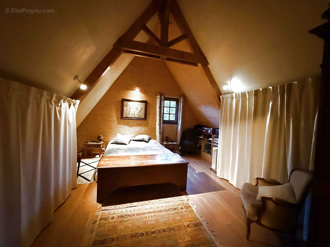 Maison à BONNETABLE