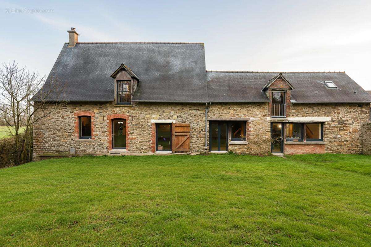 Maison à EANCE
