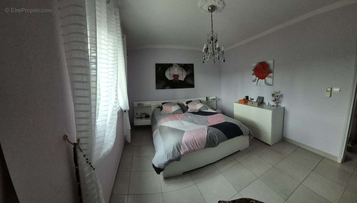 Maison à SAINT-PRIVAT-DES-VIEUX