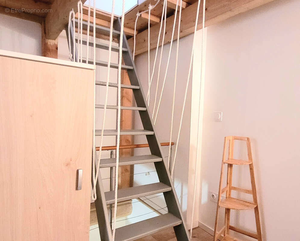 Maison à SAINT-QUENTIN-LA-POTERIE