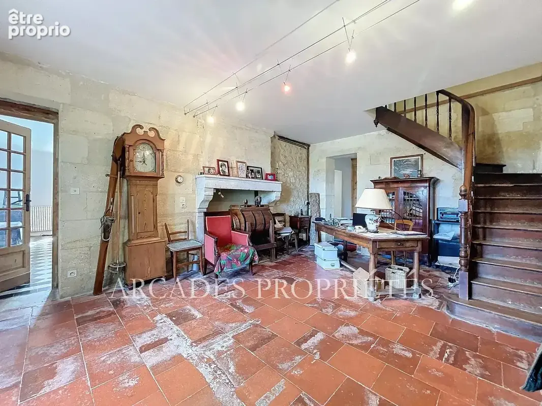 Élégante propriété de caractère en pierre - photo 10