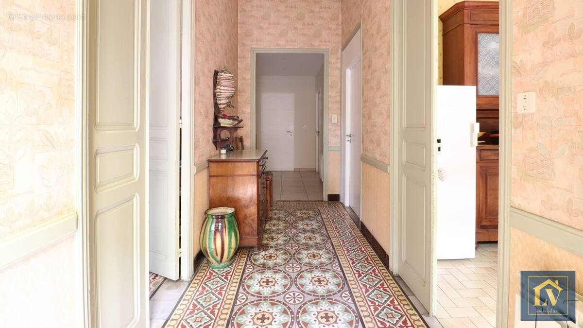 Maison à VILLENEUVE-LA-RIVIERE