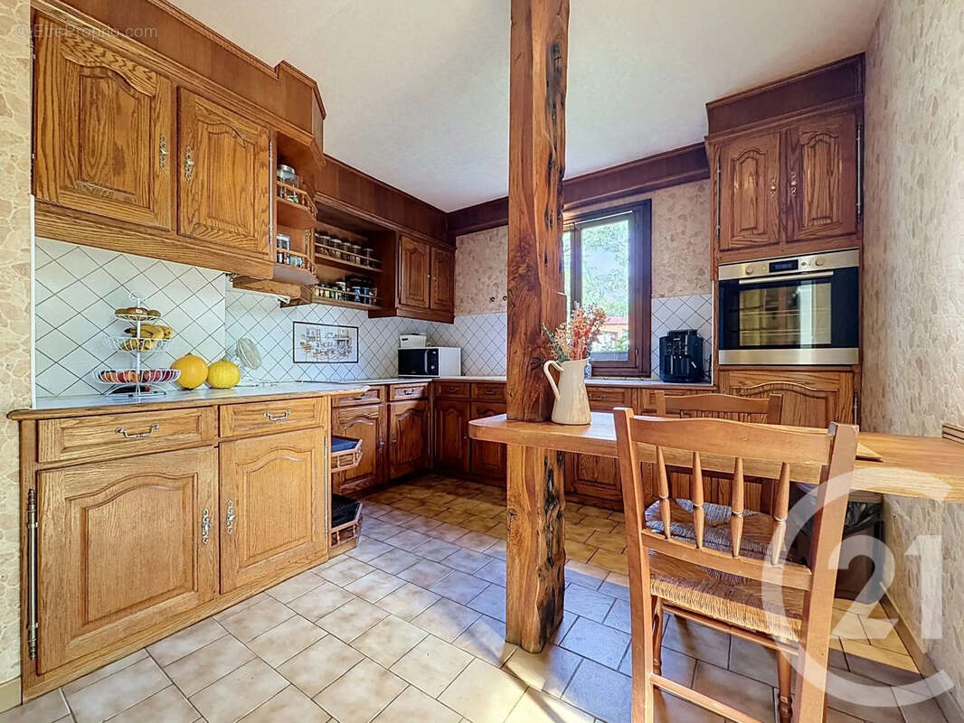 Maison à SAINT-OUEN-EN-BRIE