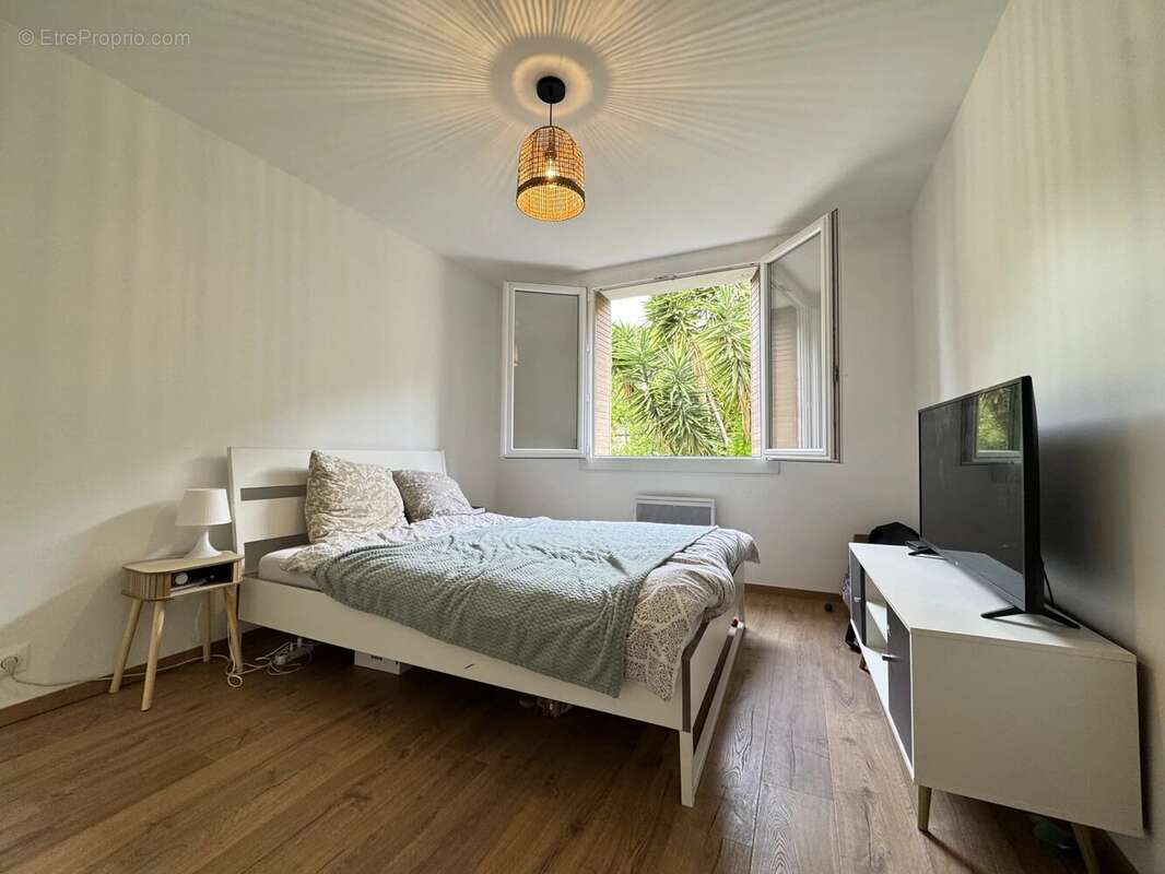Appartement à MARSEILLE-7E
