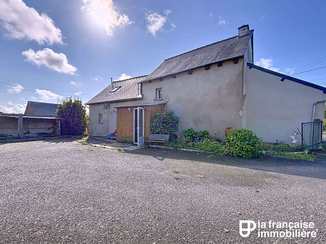 Maison à SAINT-MEEN-LE-GRAND