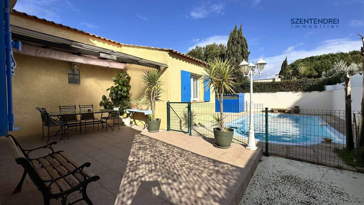 À vendre maison T5 Lunel Nord avec piscine et garage - Maison à LUNEL