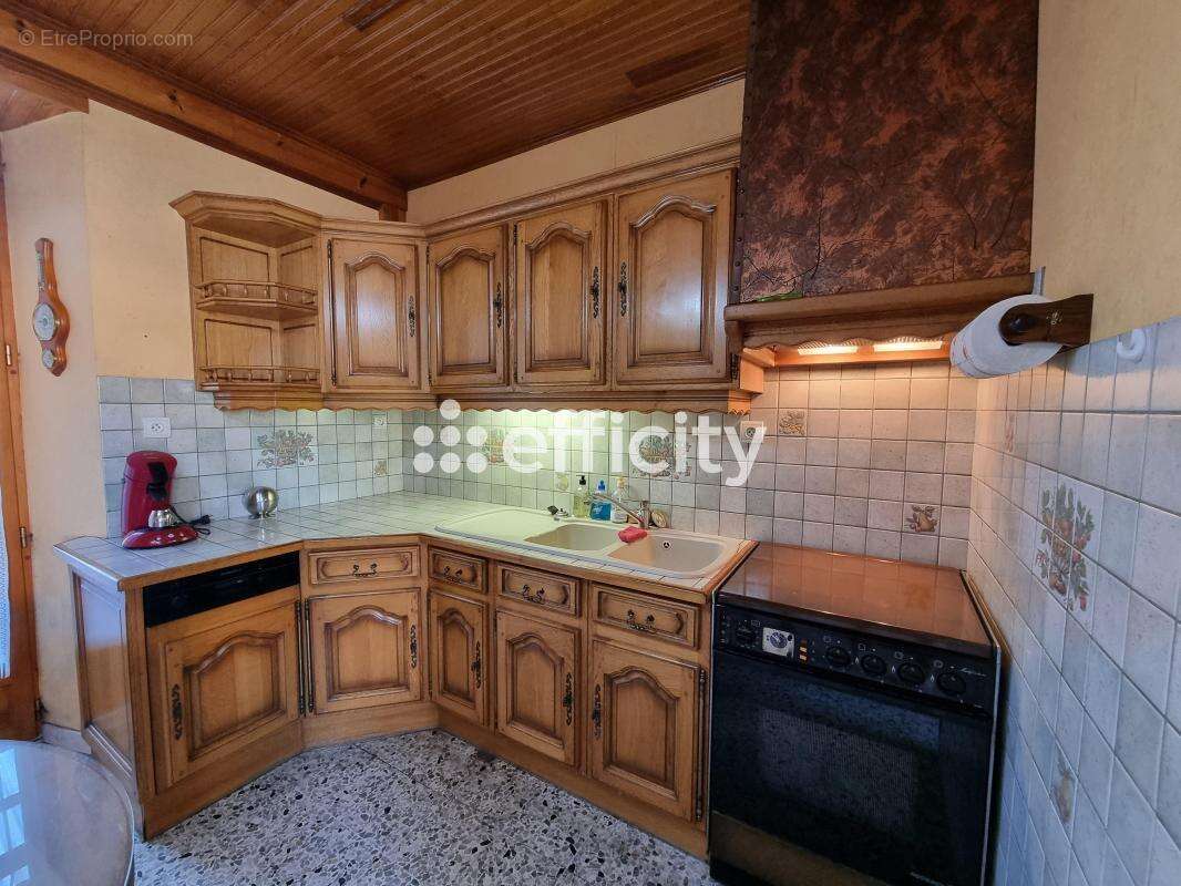 Maison 198 m² à Les Monts-Verts  - photo 16