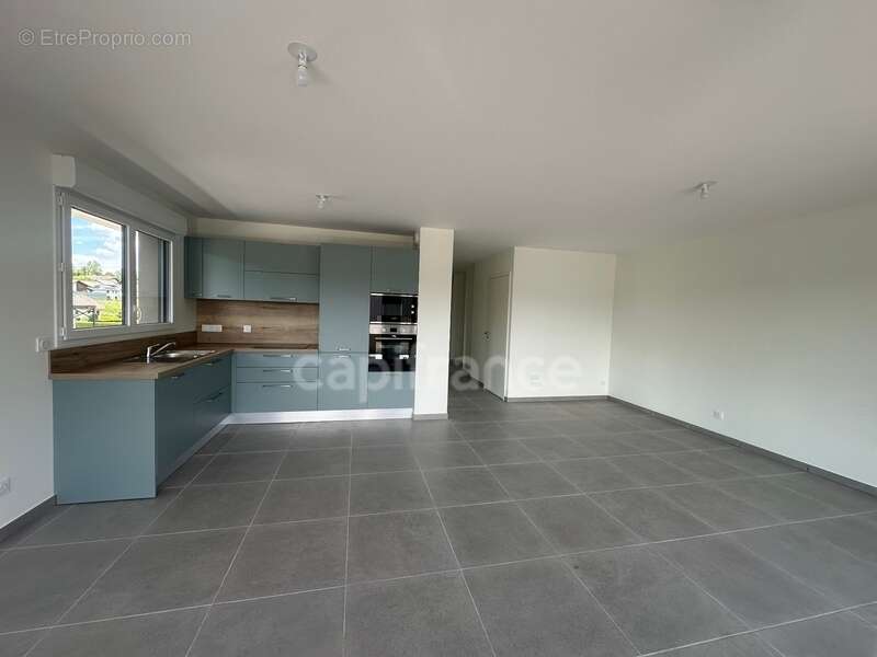 Appartement à VIVIERS-DU-LAC