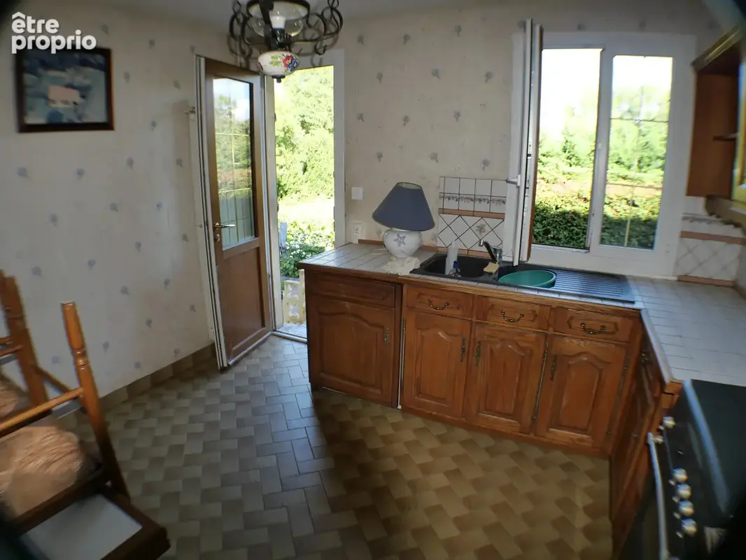 Charmante maison 6 pièces à Favières. - photo 5