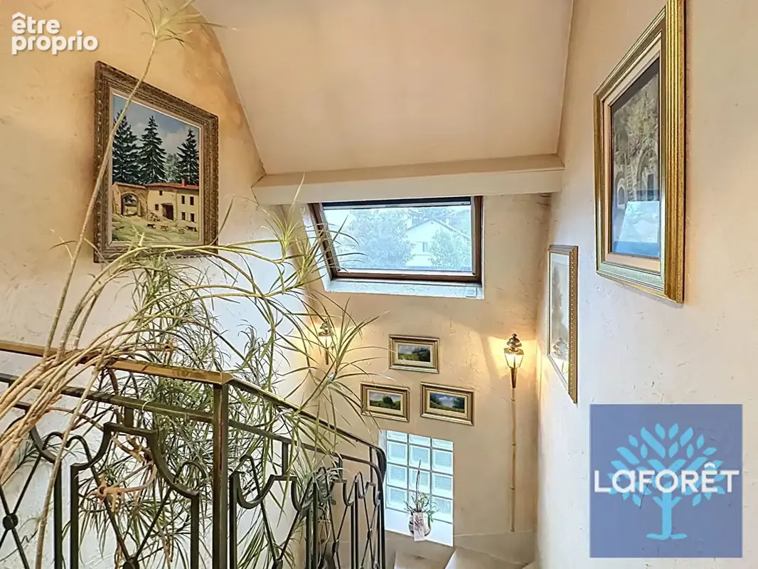 Maison familiale de 136 m² habitables avec sous-sol total - photo 10