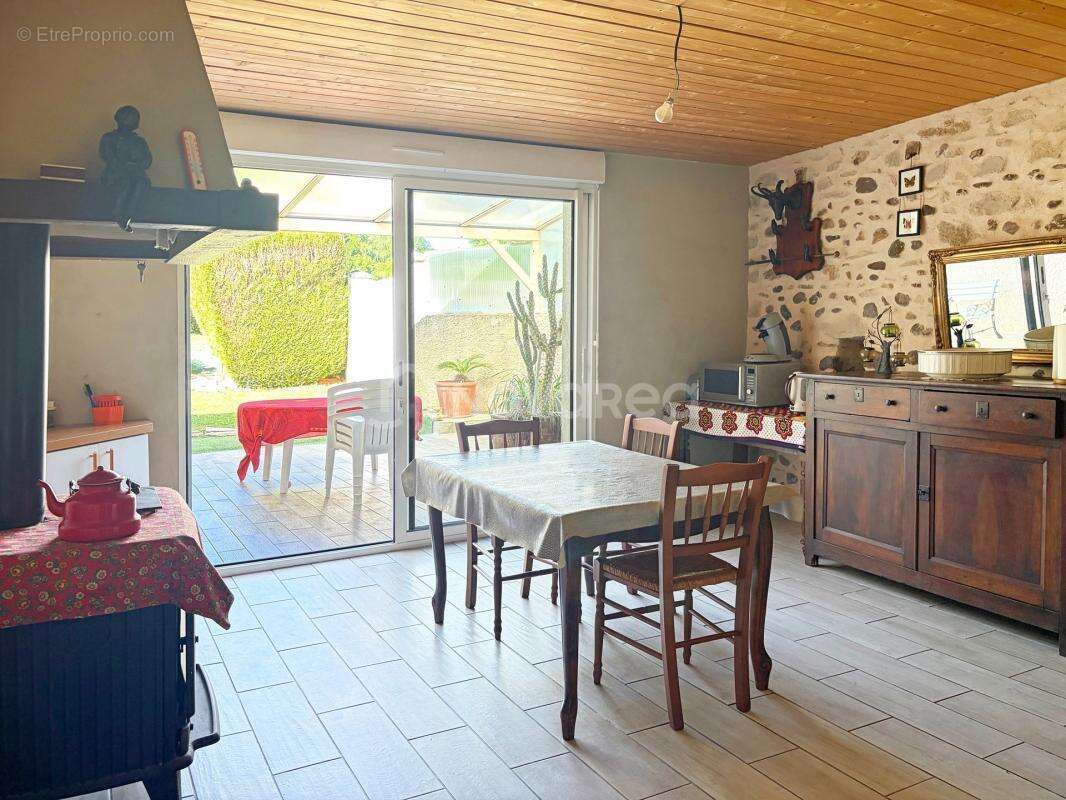 Maison à GAN