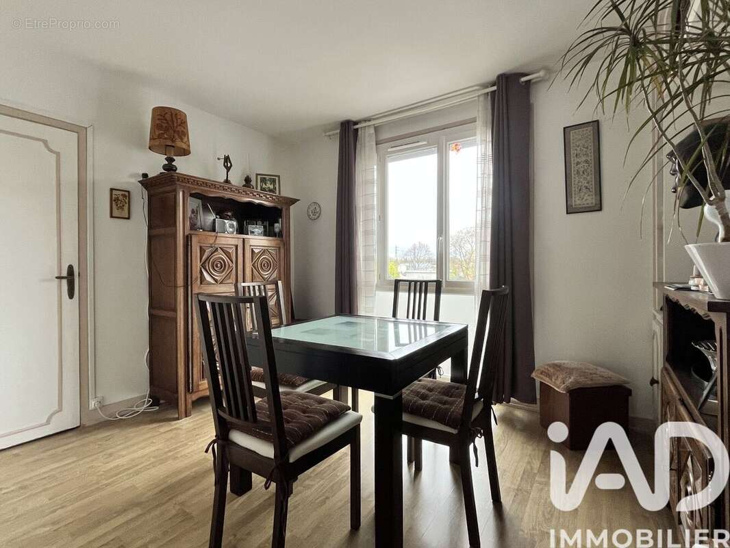 Photo 5 - Appartement à SAINT-DENIS