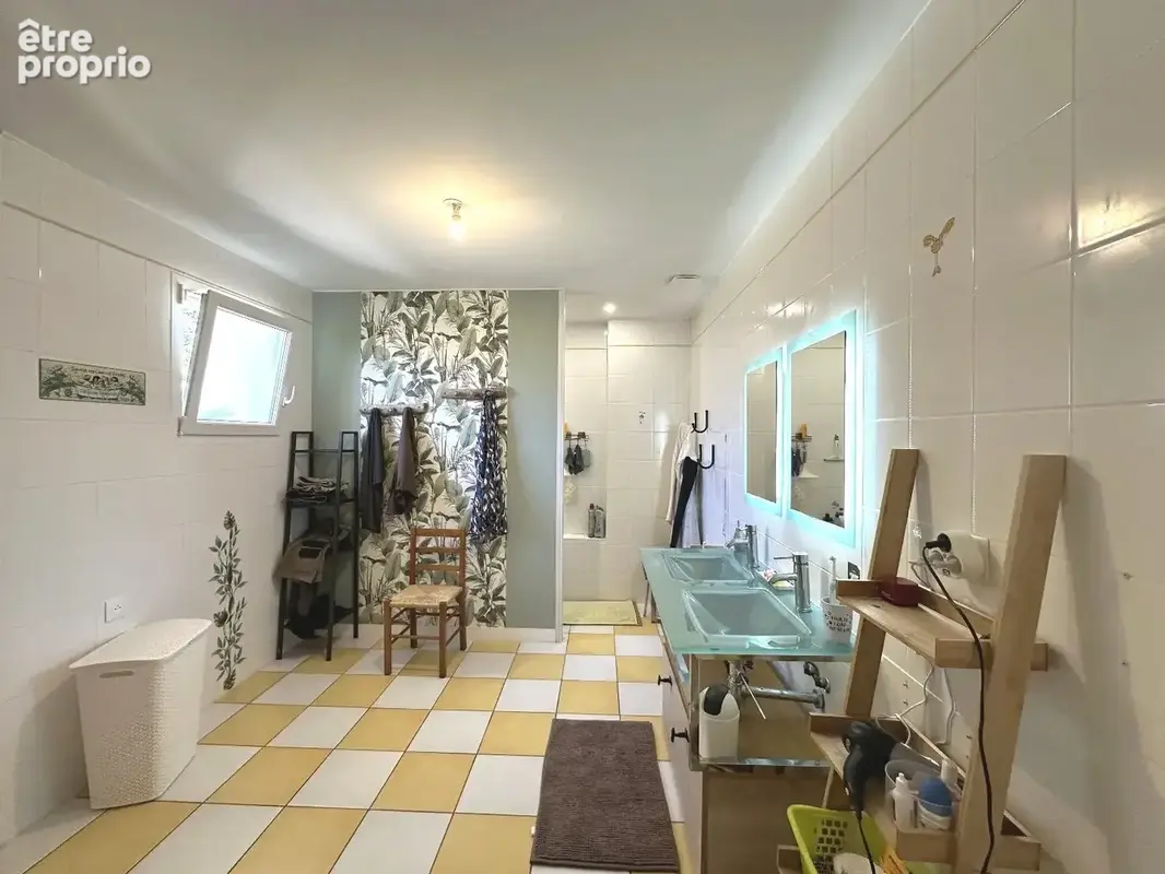 Maison plain-pied 139 m²  4 chambres  Terrain 2 000 m² & 2 grands garages à 15 min de Saintes - photo 6