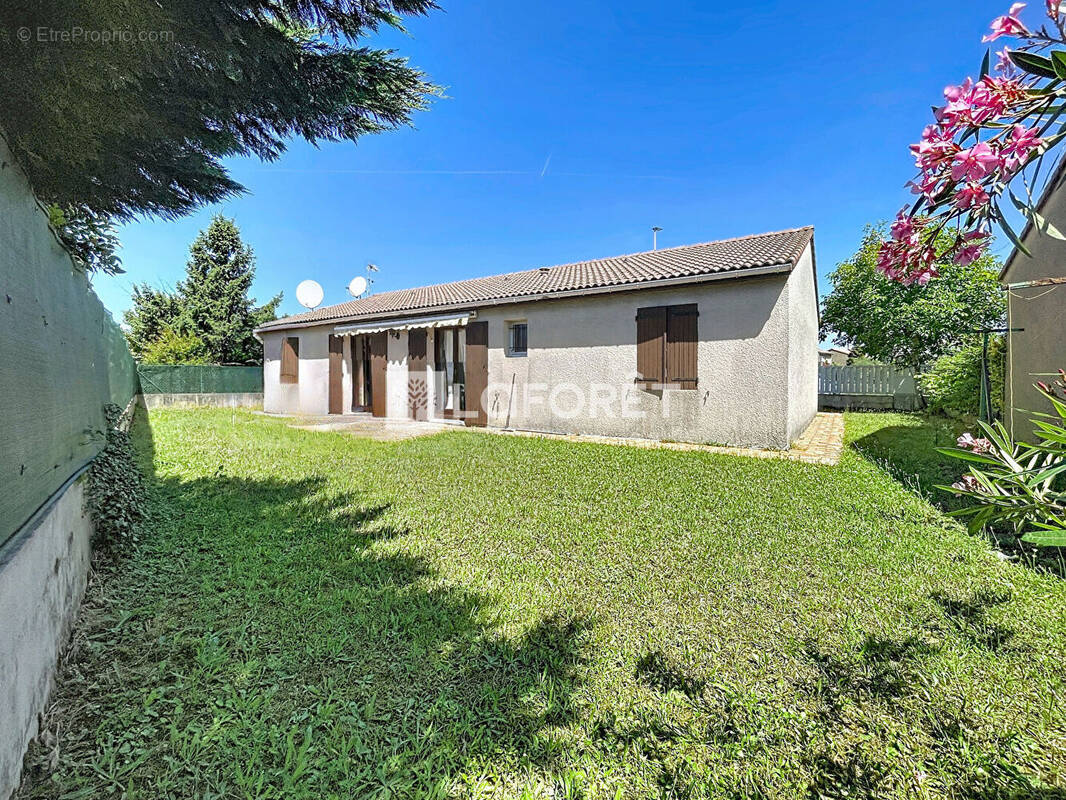 Maison à BOURG-LES-VALENCE