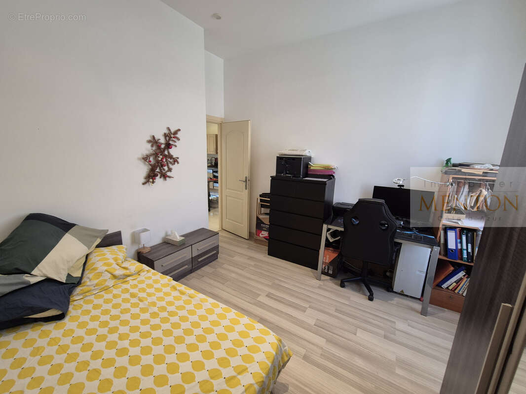 Appartement à MENTON