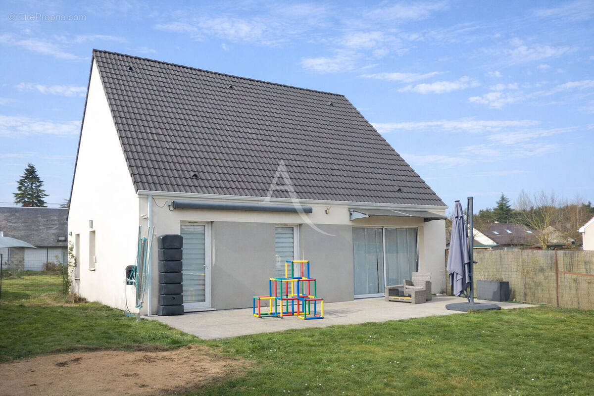 Maison à SAINT-LYE-LA-FORET