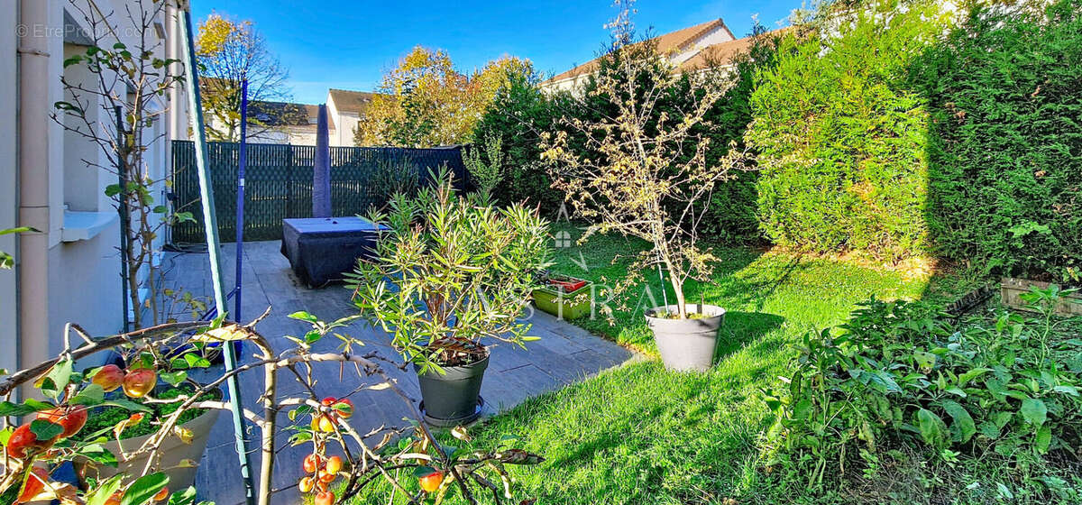 Maison à L&#039;HAY-LES-ROSES