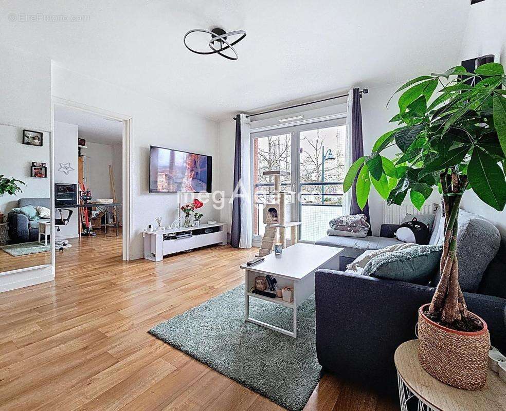 Appartement à MANTES-LA-JOLIE