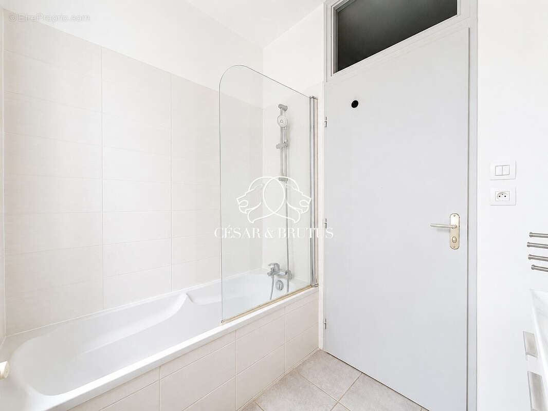 Appartement 40 m² à Vienne  - photo 6