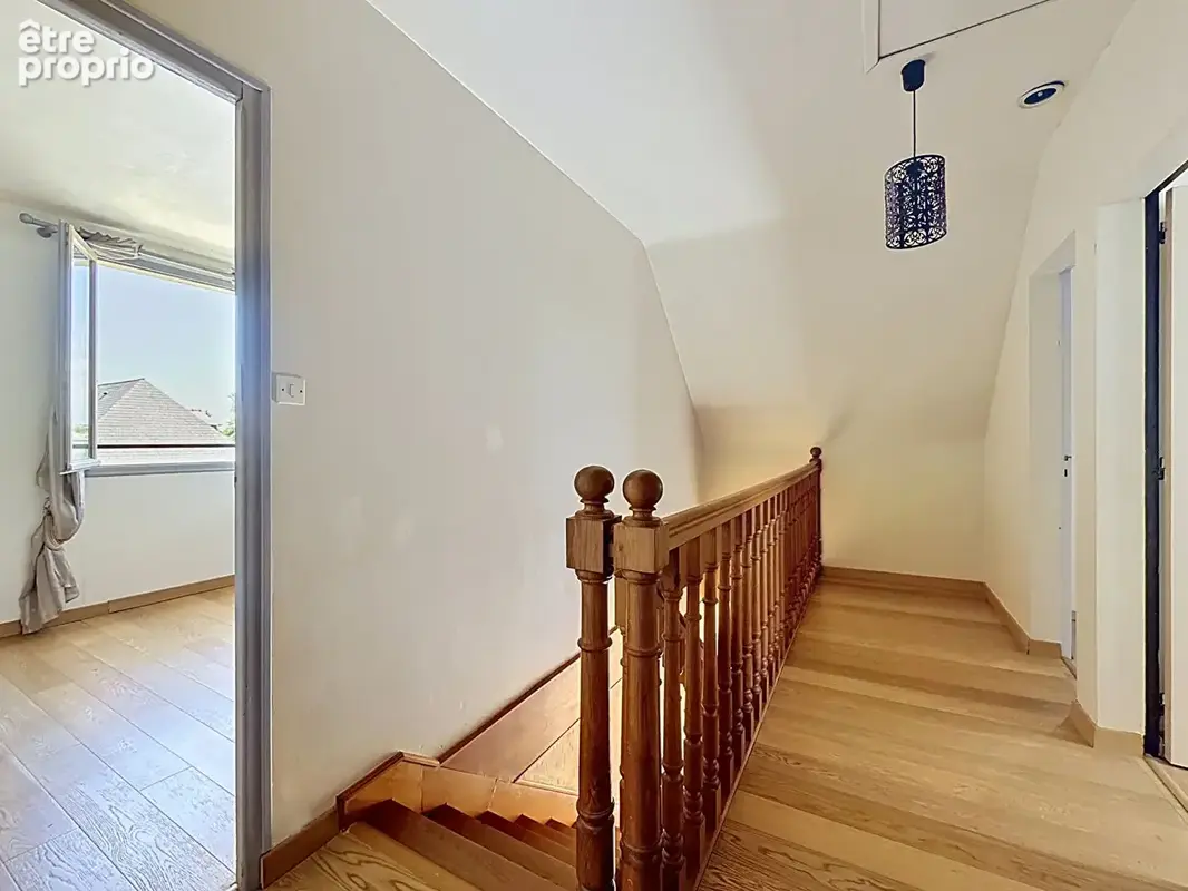 Maison familiale avec grand terrain Centre de Doué-la-Fontaine - photo 10