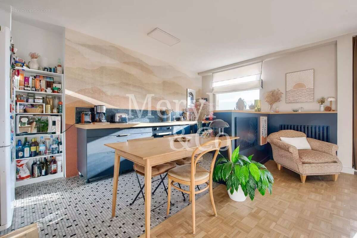 Appartement à PARIS-12E