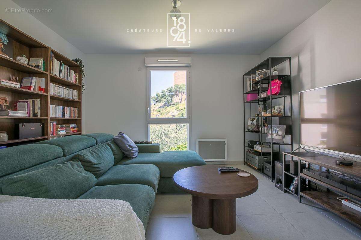 Appartement à MARSEILLE-12E