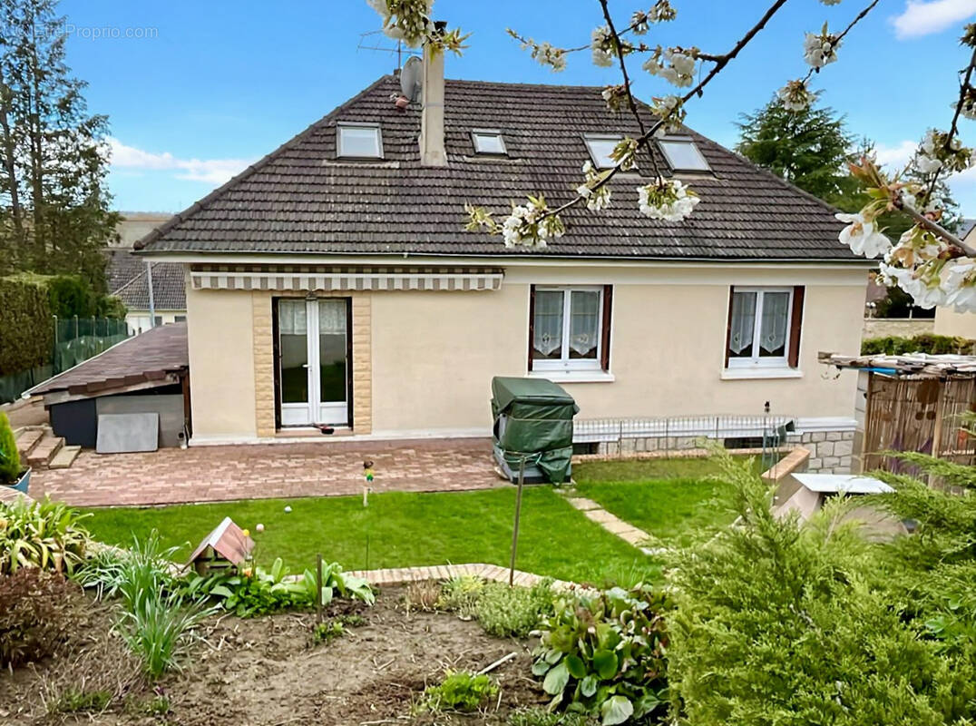 Maison à LIANCOURT