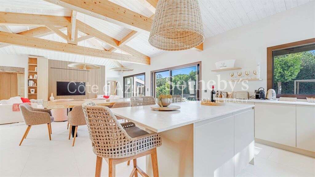 Maison à RAMATUELLE