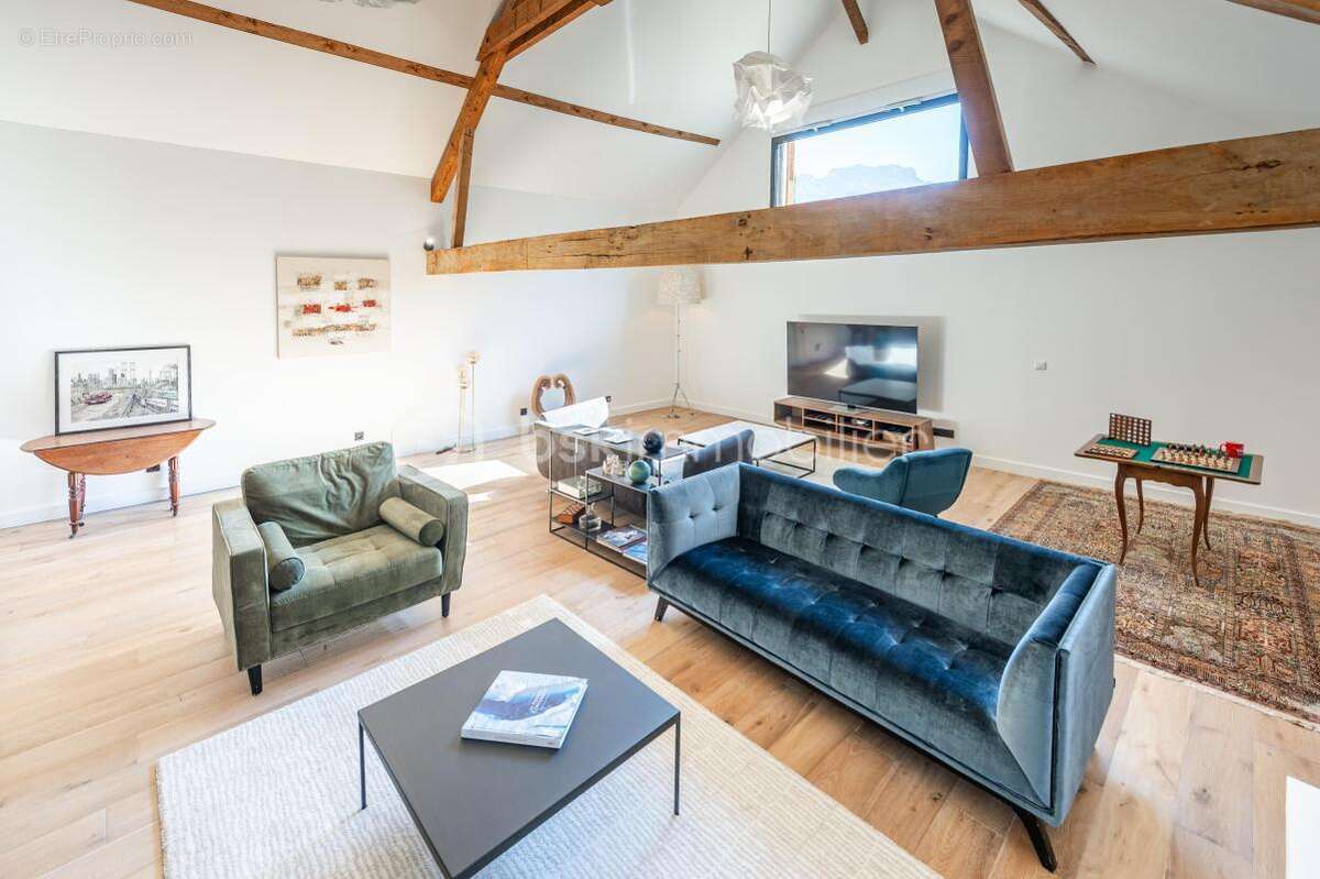 Maison à SAINT-JORIOZ