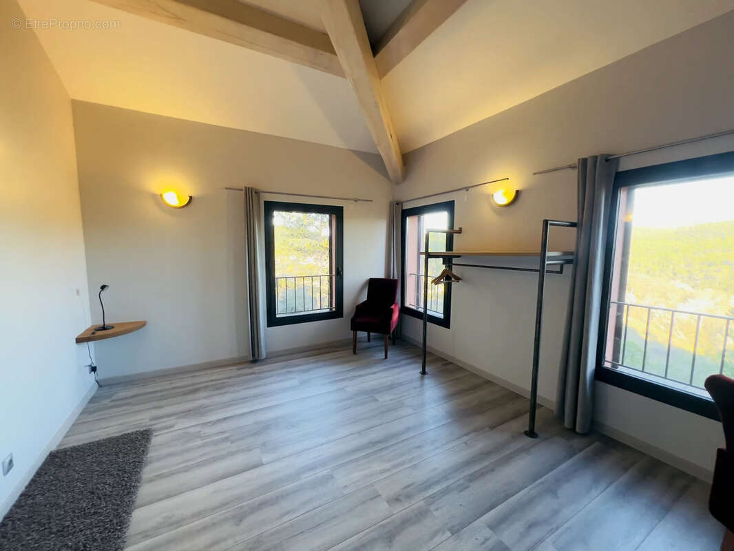 Propriété de charme à 6 suites parentales + logement indépendant à Vue panoramique - Terrain 10 000 m2 à Brign - photo 18