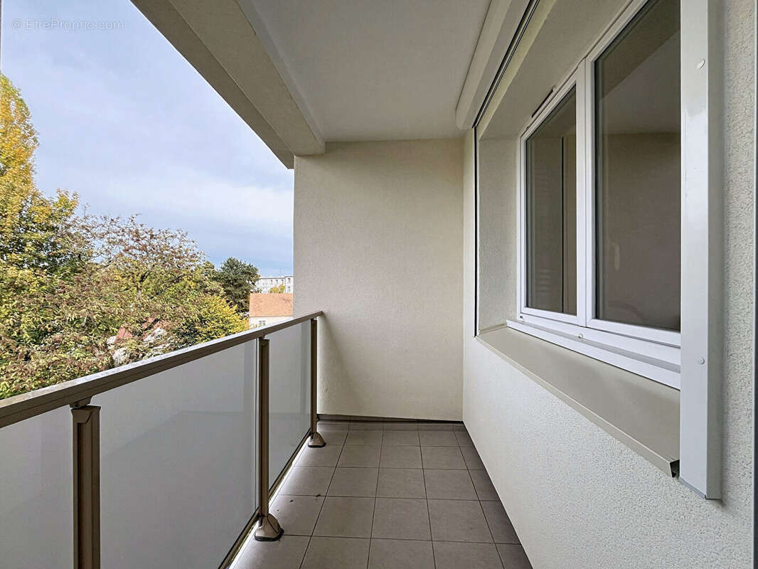 Appartement à SAINT-MICHEL-SUR-ORGE