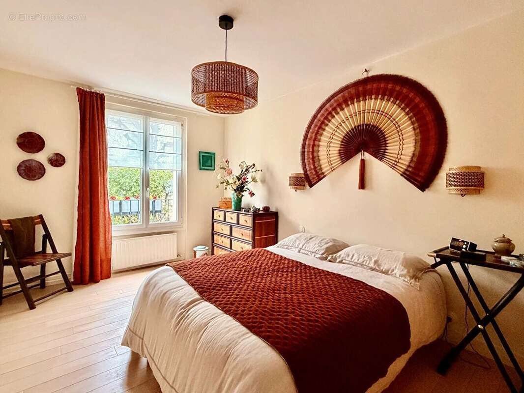 Appartement à BOIS-COLOMBES